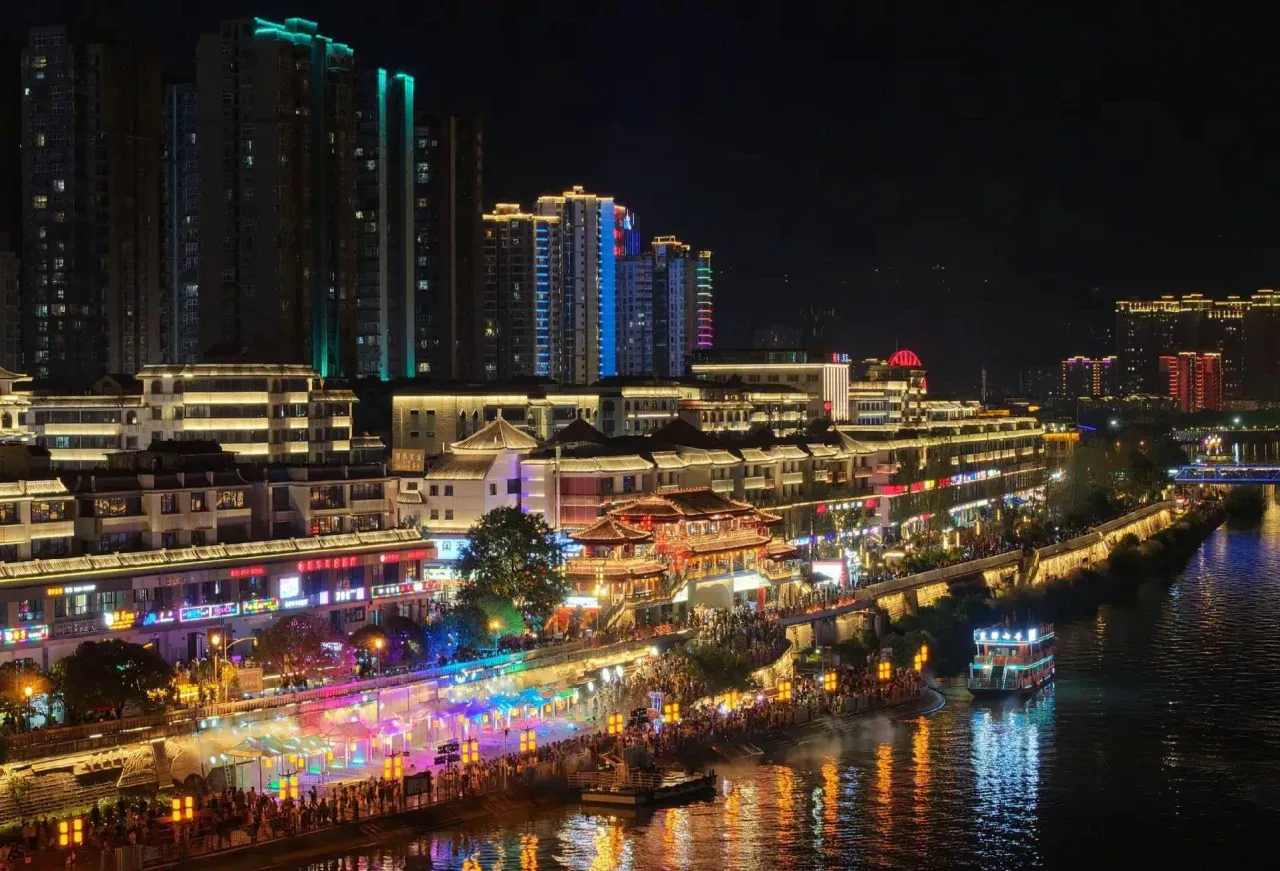 广元夜景
